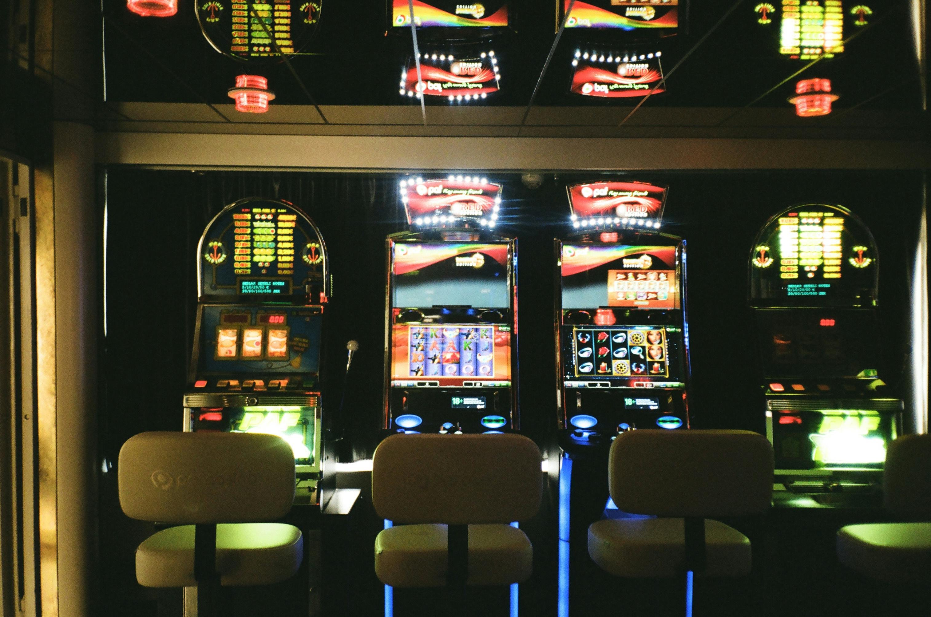 Myanmar Online Slots ဂိမ်းများ luck 888 တွင် ကစားနေမှု